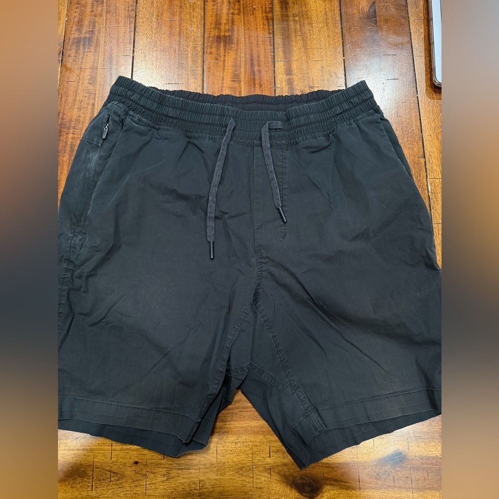 Lululemon Pace Breaker Linerless Short 7”